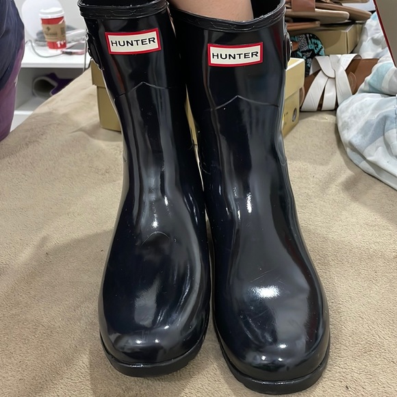 Great Condition Short Hunter Boots Black - size 9 - Picture 1 of 6